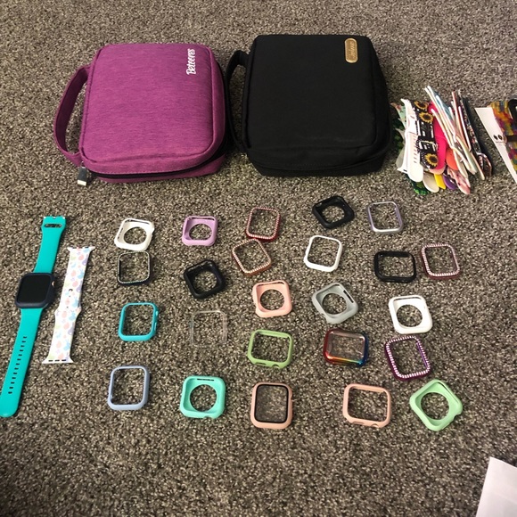 Apple series 6 watch 44mm with accessories - Picture 5 of 5